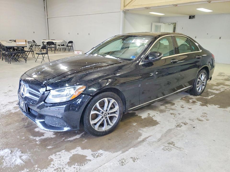 Продажа на аукционе авто 2018 Mercedes-benz C, vin: 55SWF4KB8JU246438, номер лота: 45843146
