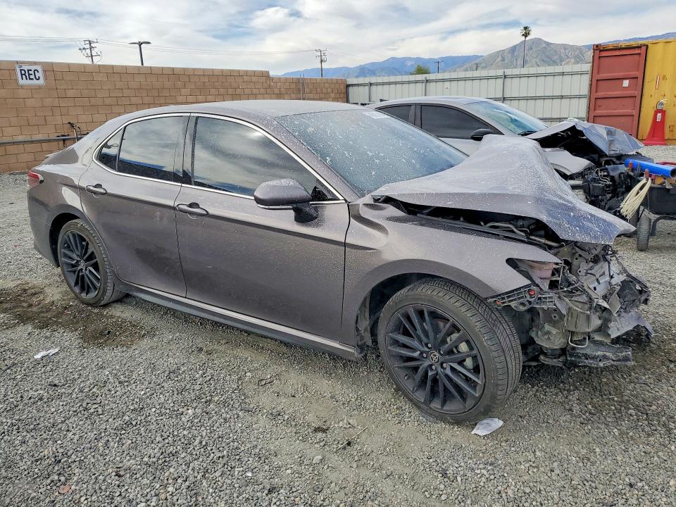 Продажа на аукционе авто 2021 Toyota Camry, vin: 4T1K61AK3MU580724, номер лота: 46063186