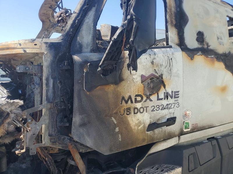 41879066 :رقم المزاد ، 4V4BC9EHXTN699281 vin ، 2026 Volvo Vnl مزاد بيع