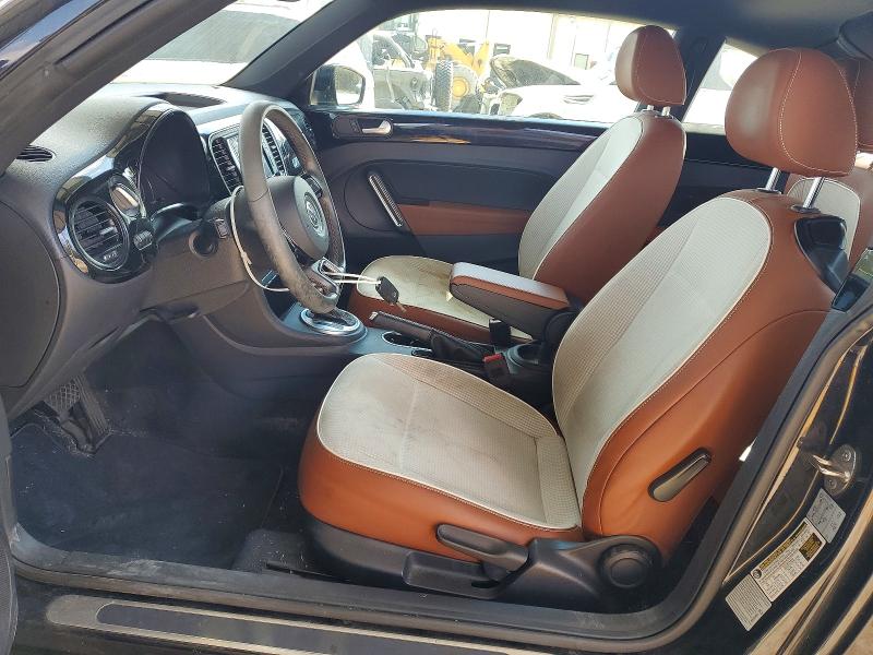 47828376 :رقم المزاد ، 3VWF17AT3HM618198 vin ، 2017 Volkswagen Beetle مزاد بيع