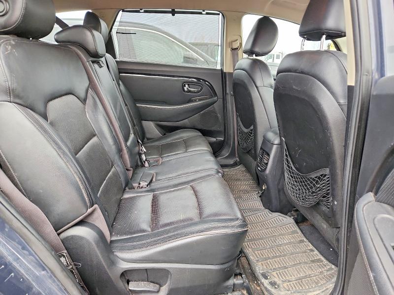 46368086 :رقم المزاد ، KNAHU8A38E7014240 vin ، 2014 Kia Rondo مزاد بيع