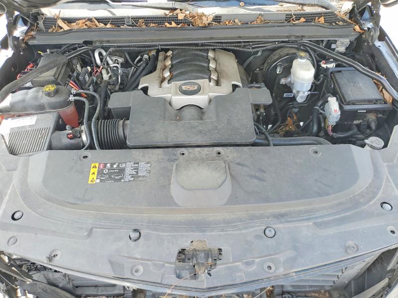 48060646 :رقم المزاد ، 1GYS4BKJ3KR194871 vin ، 2019 Cadillac Escalade مزاد بيع