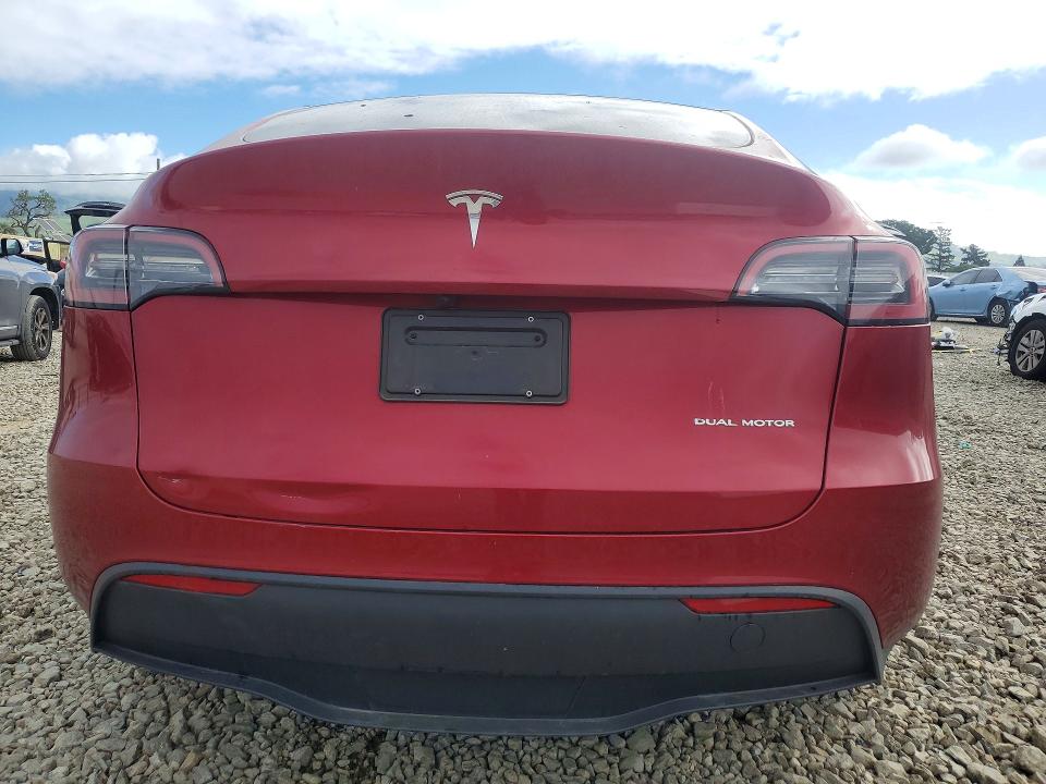 Продажа на аукционе авто 2024 Tesla Model Y, vin: 7SAYGDEE5RF068757, номер лота: 79642265