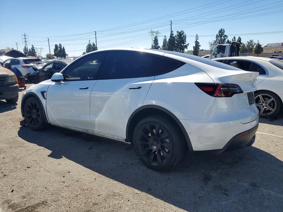 Продажа на аукционе авто 2020 Tesla Model Y, vin: 5YJYGDEE4LF045975, номер лота: 46906556