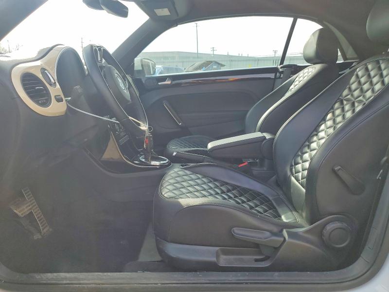 46750256 :رقم المزاد ، 3VW5DAAT5KM500936 vin ، 2019 Volkswagen Beetle مزاد بيع