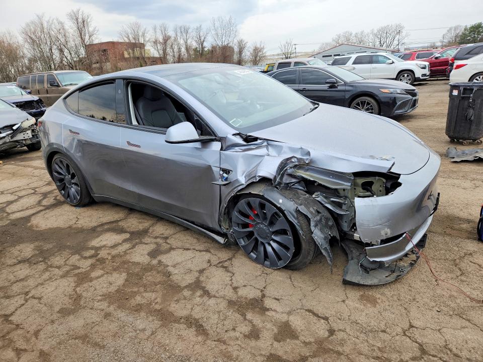 Продажа на аукционе авто 2024 Tesla Model Y, vin: 7SAYGDEF4RA305910, номер лота: 48049806