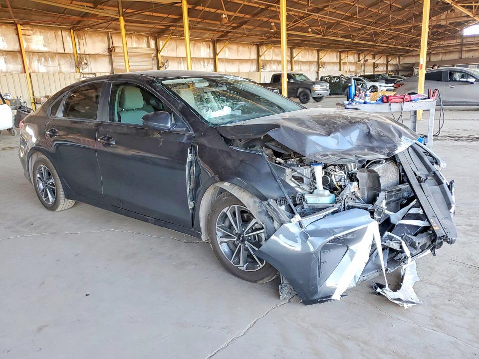 2023 Kia Forte მანქანა იყიდება აუქციონზე, vin: 3KPF24AD0PE508287, აუქციონის ნომერი: 45509376