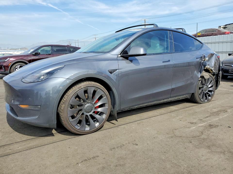 47747156 :رقم المزاد ، 7SAYGDEF7NF494291 vin ، 2022 Tesla Model Y مزاد بيع