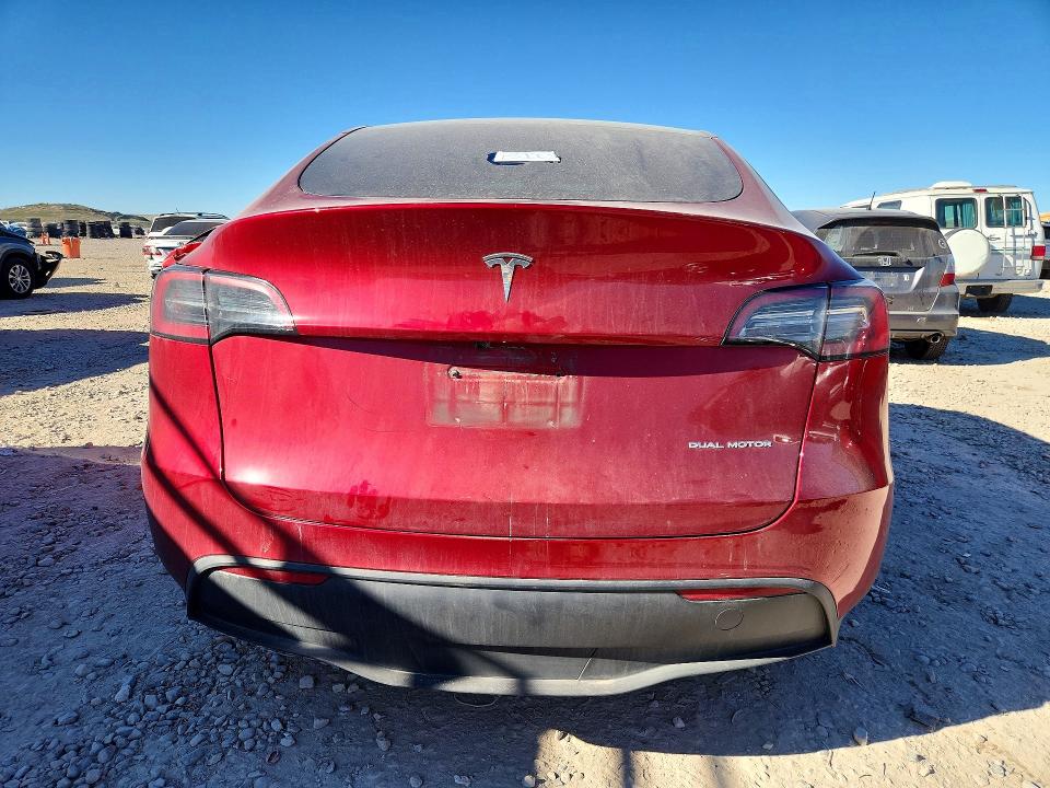 46763736 :رقم المزاد ، 7SAYGAEE7RF185528 vin ، 2024 Tesla Model Y مزاد بيع