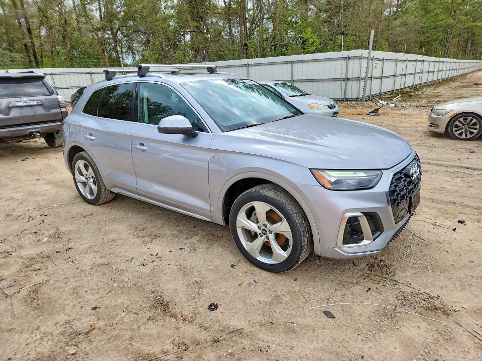 45588416 :رقم المزاد ، WA1EAAFY3N2103098 vin ، 2022 Audi Q5 مزاد بيع
