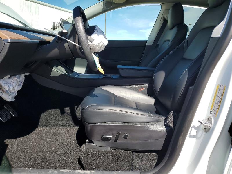47556396 :رقم المزاد ، 7SAYGDEE7NF424071 vin ، 2022 Tesla Model Y مزاد بيع