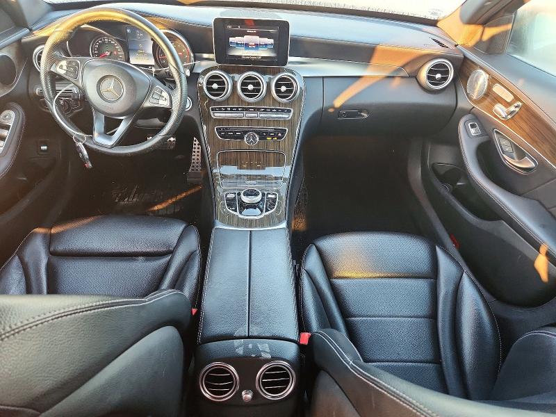 46730286 :رقم المزاد ، 55SWF4KB0HU196290 vin ، 2017 Mercedes-benz C مزاد بيع