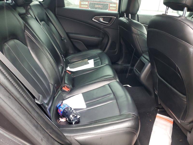 42017356 :رقم المزاد ، 1C3CCCAB5HN501927 vin ، 2017 Chrysler 200 مزاد بيع