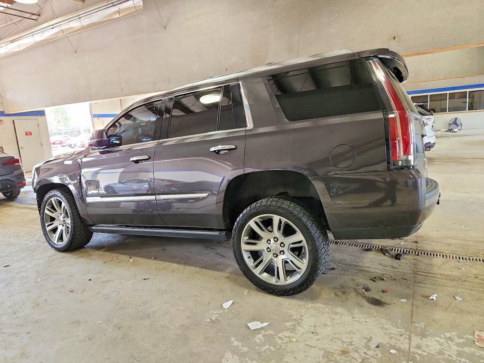 2015 Cadillac Escalade მანქანა იყიდება აუქციონზე, vin: 1GYS4NKJ4FR571070, აუქციონის ნომერი: 48135626