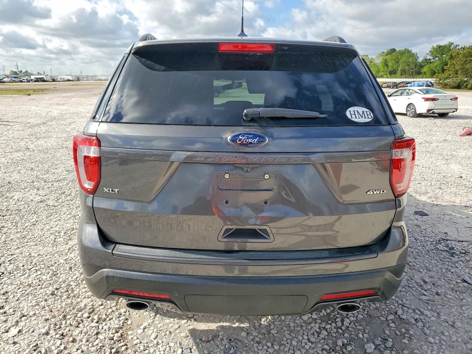 47524236 :رقم المزاد ، 1FM5K8D85JGB80157 vin ، 2018 Ford Explorer مزاد بيع