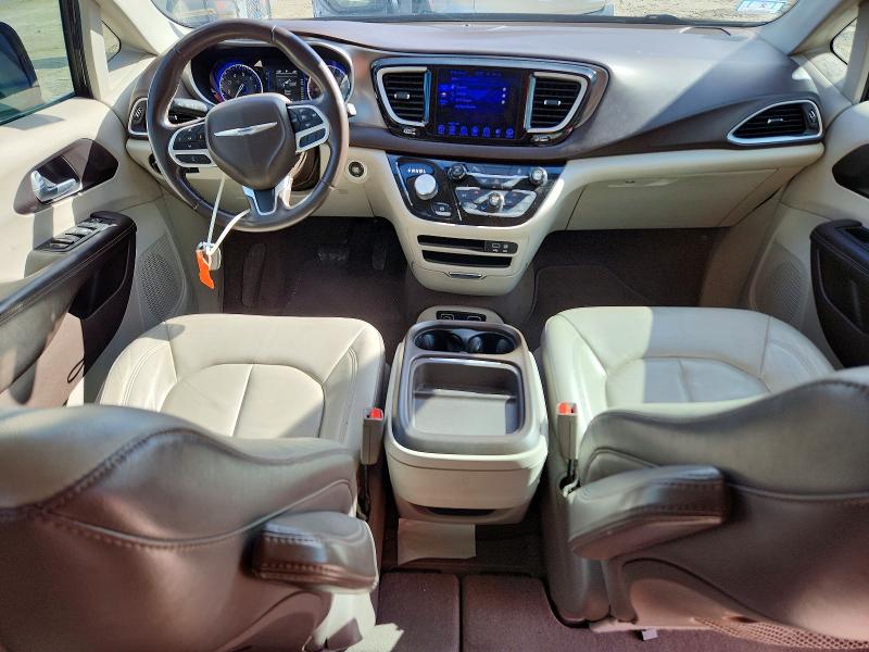 46114536 :رقم المزاد ، 2C4RC1BG4HR552455 vin ، 2017 Chrysler Pacifica مزاد بيع
