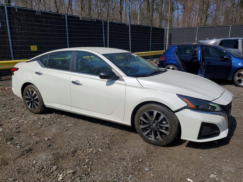 47572586 :رقم المزاد ، 1N4BL4DV6SN308654 vin ، 2025 Nissan Altima مزاد بيع
