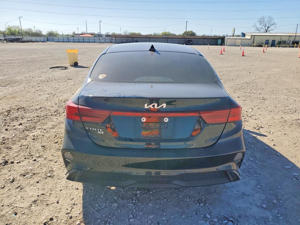 46094036 :رقم المزاد ، 3KPF24AD2RE801529 vin ، 2024 Kia Forte مزاد بيع