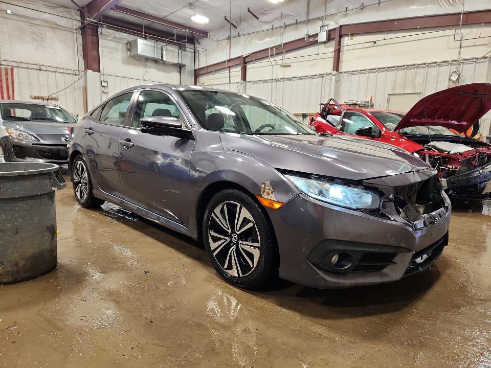 79995795 :رقم المزاد ، 19XFC1F7XHE020481 vin ، 2017 Honda Civic مزاد بيع