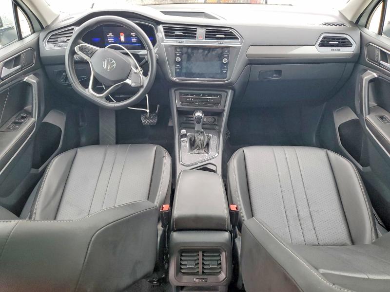 41740286 :رقم المزاد ، 3VV3B7AX8NM104124 vin ، 2022 Volkswagen Tiguan مزاد بيع