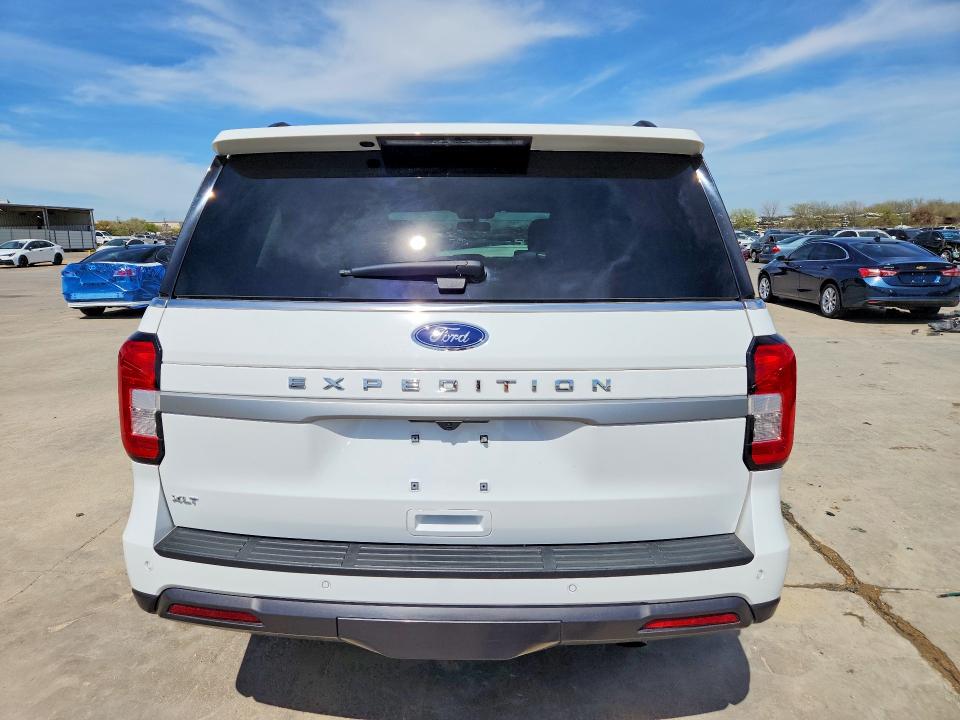 2024 Ford Expedition მანქანა იყიდება აუქციონზე, vin: 1FMJU1H82REB00413, აუქციონის ნომერი: 46583786
