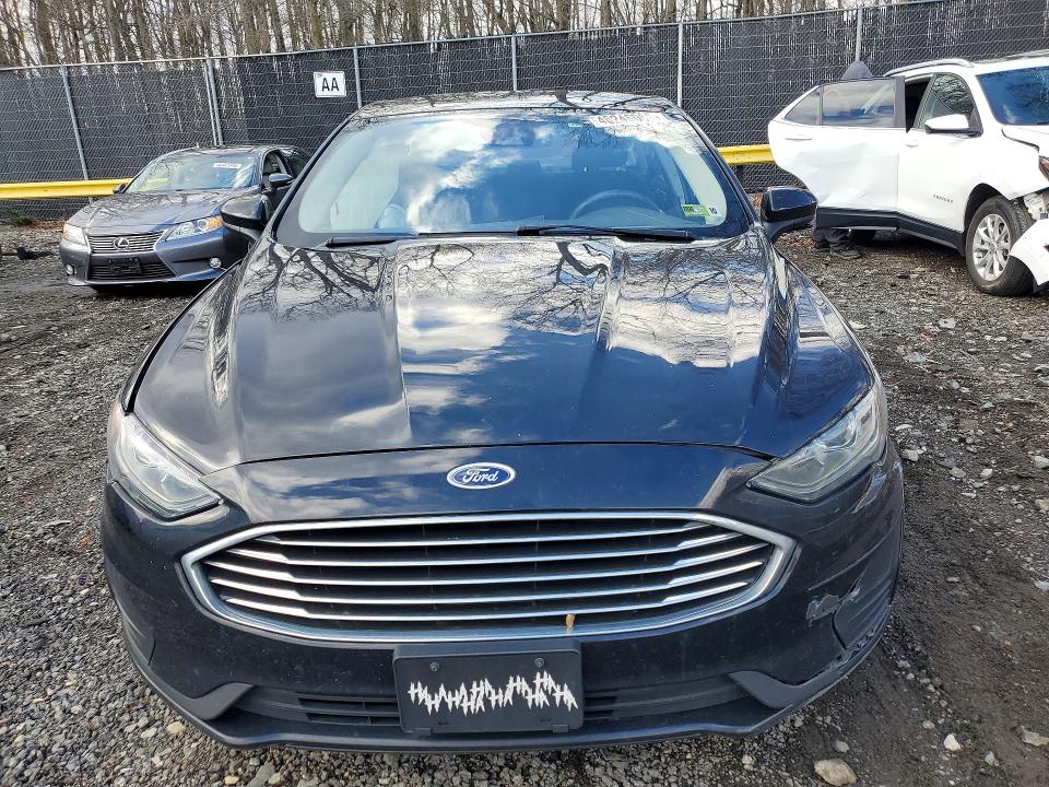 Продажа на аукционе авто 2019 Ford Fusion, vin: 3FA6P0LU3KR128486, номер лота: 46246066