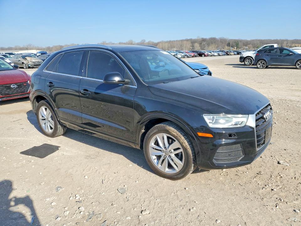 47752826 :رقم المزاد ، WA1JCCFS2HR005269 vin ، 2017 Audi Q3 مزاد بيع