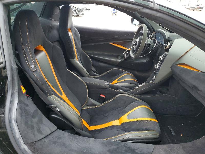 46080976 :رقم المزاد ، SBM14FCA2LW004138 vin ، 2020 Mclaren 720s مزاد بيع
