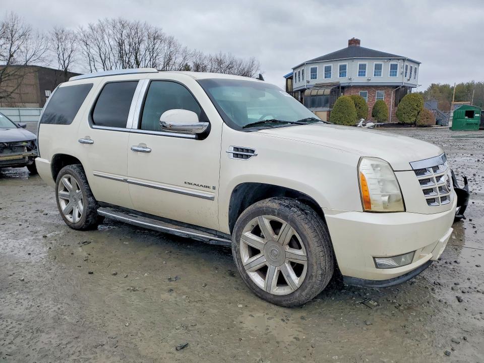 2008 Cadillac Escalade მანქანა იყიდება აუქციონზე, vin: 1GYFK63898R205598, აუქციონის ნომერი: 47249486