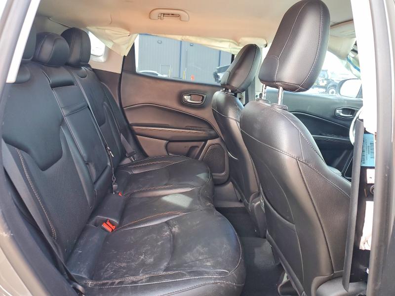 47388936 :رقم المزاد ، 3C4NJCCB2KT725879 vin ، 2019 Jeep Compass مزاد بيع