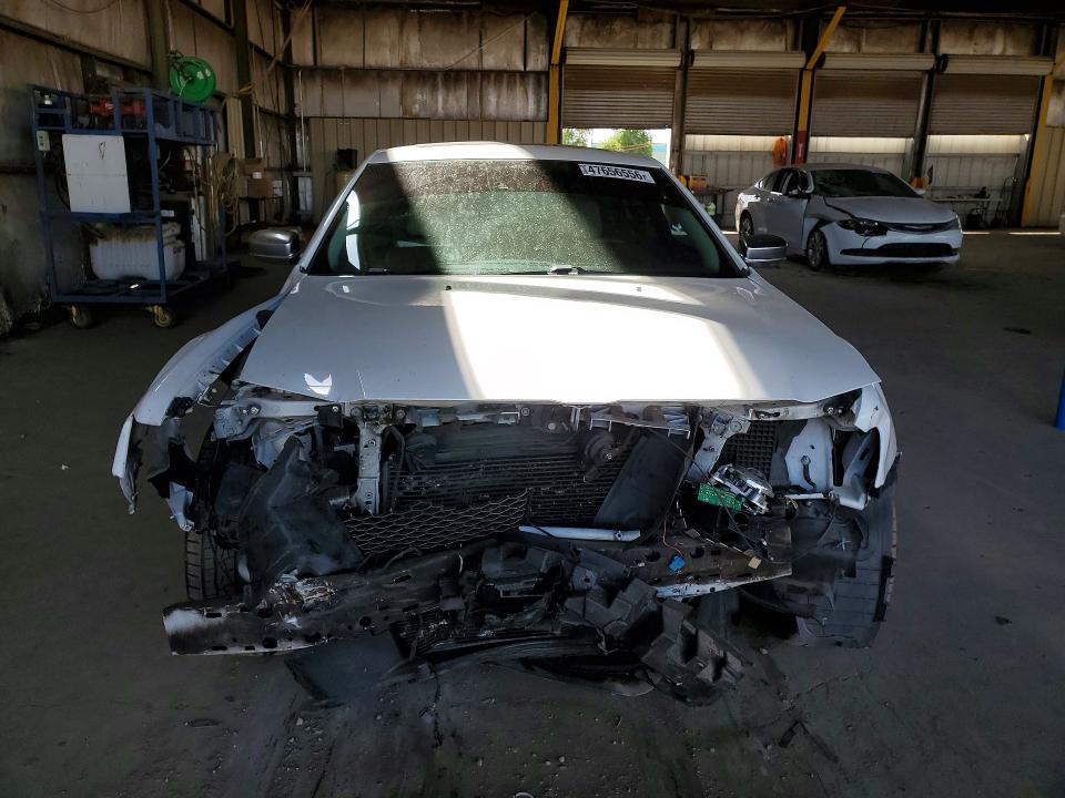 47656556 :رقم المزاد ، 2C3CCAPG2GH343609 vin ، 2016 Chrysler 300c مزاد بيع