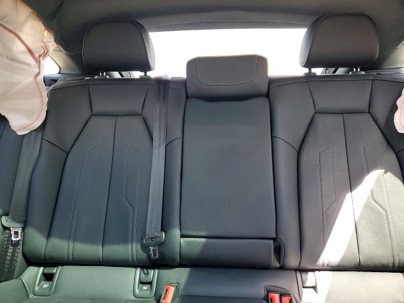 47027466 :رقم المزاد ، WA132BFZ3NP015495 vin ، 2022 Audi Q4 E-tron مزاد بيع