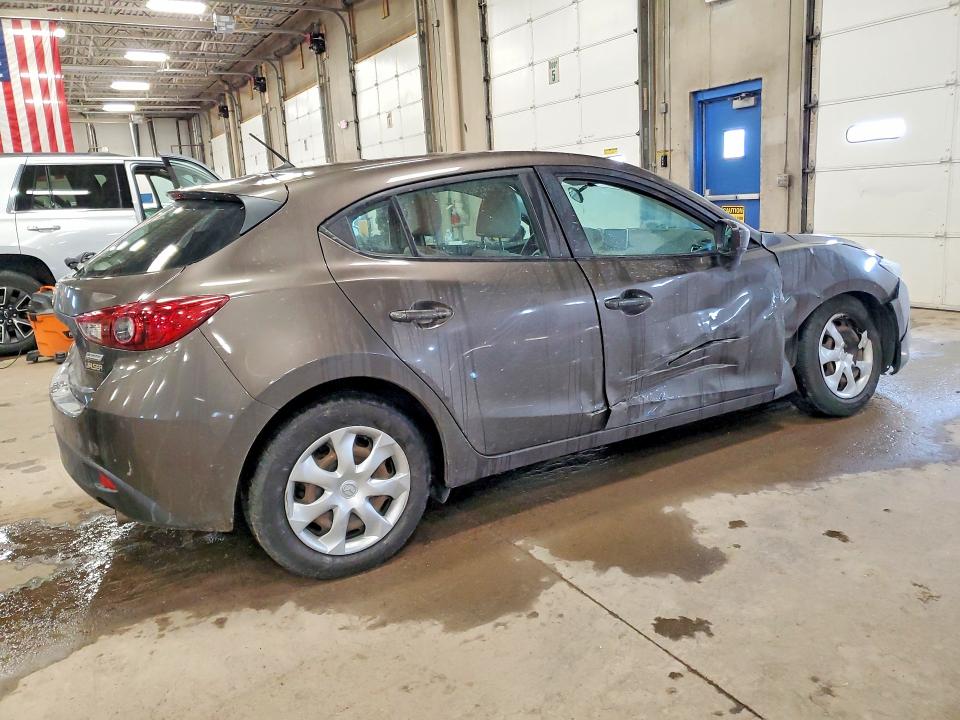 46493176 :رقم المزاد ، 3MZBM1K72FM183434 vin ، 2015 Mazda 3 مزاد بيع