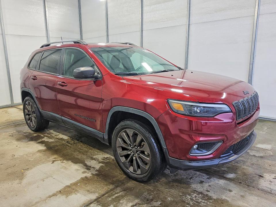 79676725 :رقم المزاد ، 1C4PJLMX8MD180203 vin ، 2021 Jeep Cherokee مزاد بيع