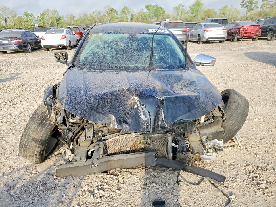 47419136 :رقم المزاد ، 1G1105S32LU107520 vin ، 2020 Chevrolet Impala مزاد بيع