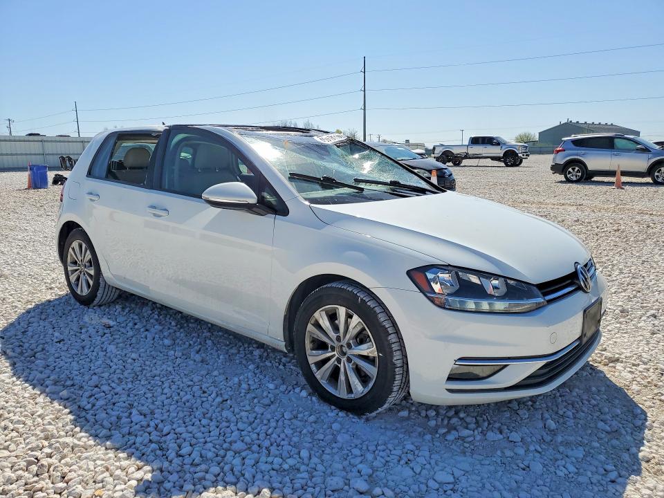 2018 Volkswagen Golf მანქანა იყიდება აუქციონზე, vin: 3VWB17AU1JM262167, აუქციონის ნომერი: 46918116