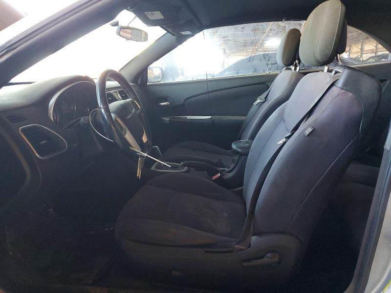 45996166 :رقم المزاد ، 1C3BCBEB1DN592334 vin ، 2013 Chrysler 200 مزاد بيع