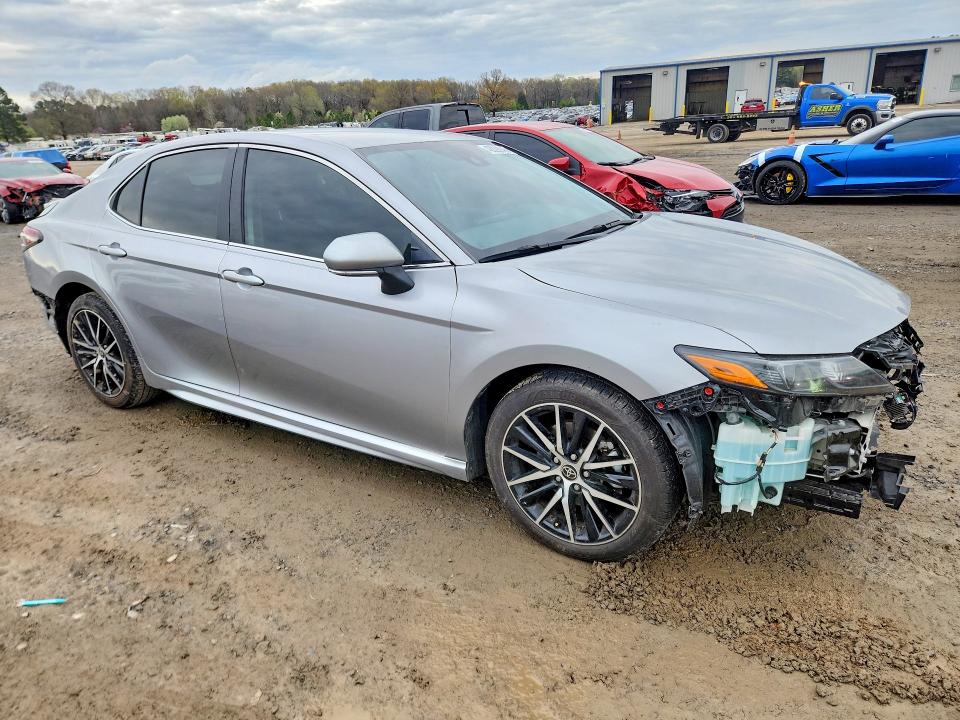 2023 Toyota Camry მანქანა იყიდება აუქციონზე, vin: 4T1G11AK0PU724786, აუქციონის ნომერი: 42022746