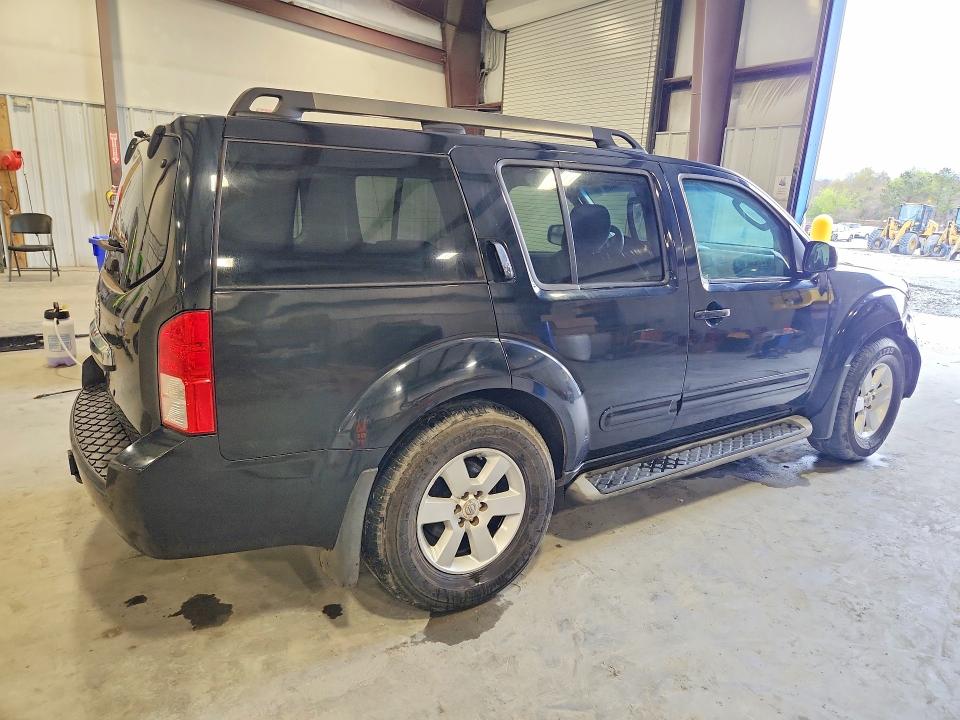 42076226 :رقم المزاد ، 5N1AR1NN5BC628380 vin ، 2011 Nissan Pathfinder مزاد بيع
