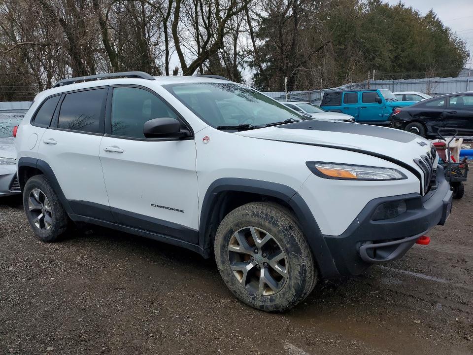 Продаж на аукціоні авто 2016 Jeep Cherokee, vin: 1C4PJMBSXGW105329, номер лоту: 46645616