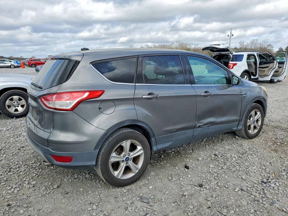 41894036 :رقم المزاد ، 1FMCU0GX9EUD70427 vin ، 2014 Ford Escape مزاد بيع
