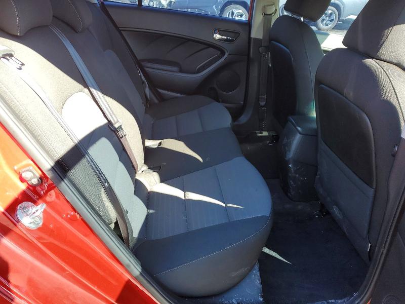 46047856 :رقم المزاد ، 3KPFL4A72HE028745 vin ، 2017 Kia Forte مزاد بيع
