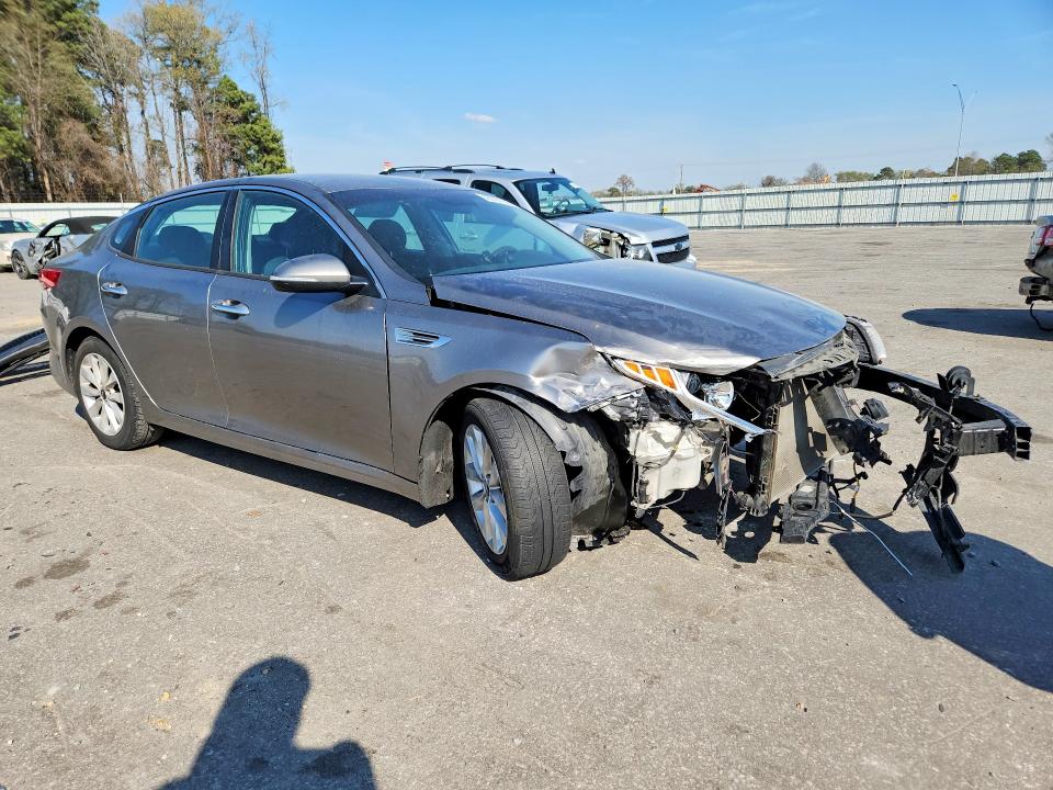 Продажа на аукционе авто 2017 Kia Optima, vin: 5XXGT4L30HG139574, номер лота: 45727136