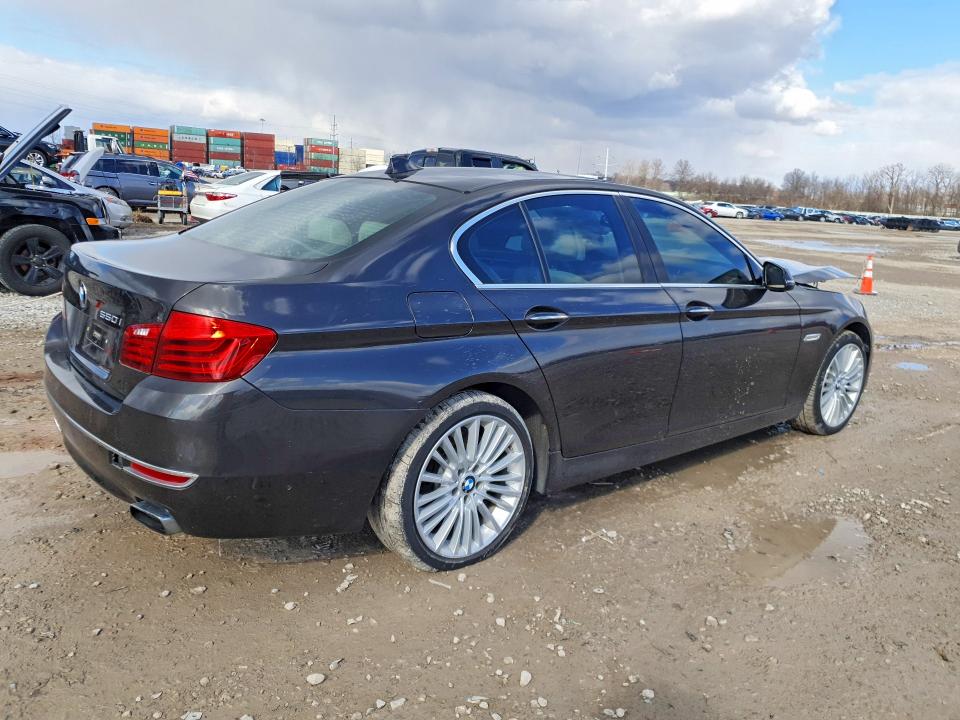 46518586 :رقم المزاد ، WBAKN9C57ED000581 vin ، 2014 Bmw 550 مزاد بيع