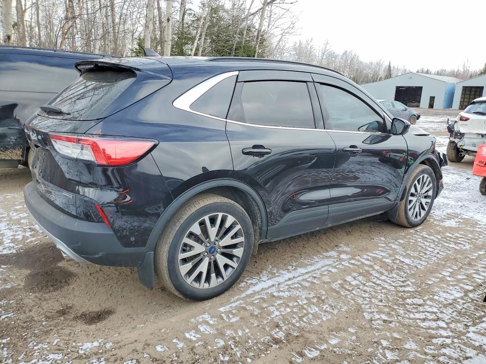 46385566 :رقم المزاد ، 1FMCU9DZ4MUA60498 vin ، 2021 Ford Escape مزاد بيع