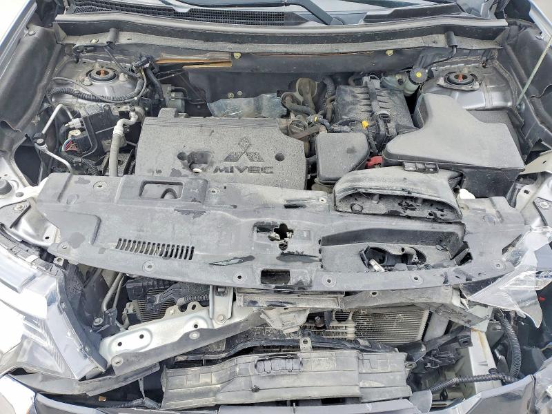 46516566 :رقم المزاد ، JA4AZ3A35LZ006097 vin ، 2020 Mitsubishi Outlander مزاد بيع