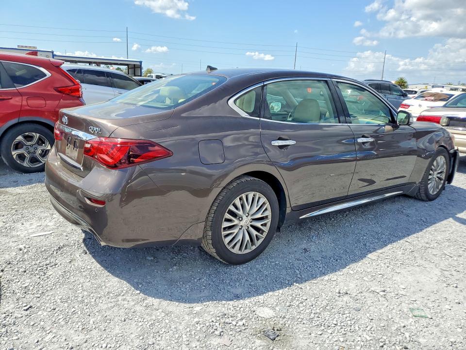 41813146 :رقم المزاد ، JN1BY1PP1FM601173 vin ، 2015 Infiniti Q70l مزاد بيع