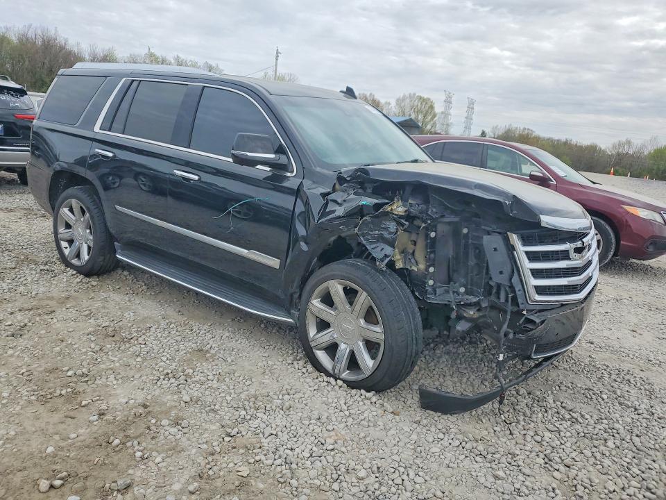 47449996 :رقم المزاد ، 1GYS3BKJ5KR282730 vin ، 2019 Cadillac Escalade مزاد بيع