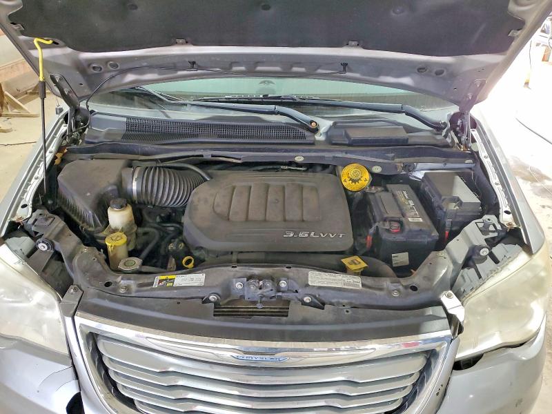 46279136 :رقم المزاد ، 2C4RC1BG1ER176101 vin ، 2014 Chrysler Town & Country مزاد بيع