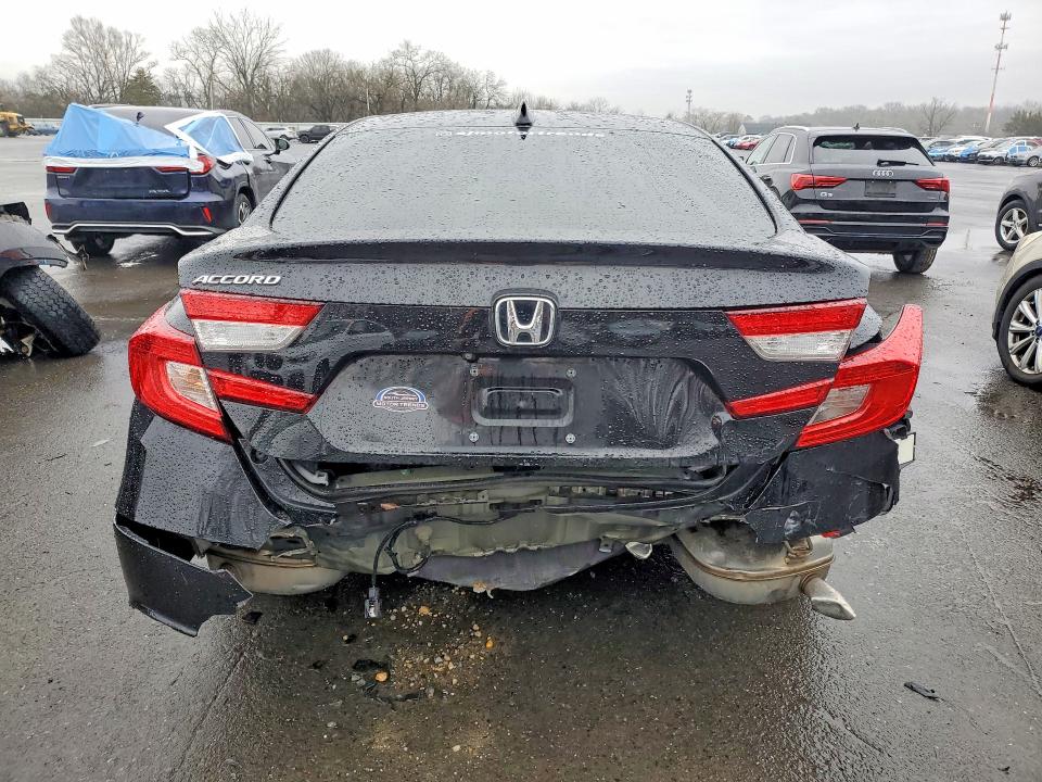 Продаж на аукціоні авто 2018 Honda Accord, vin: 1HGCV1F44JA199999, номер лоту: 79346865